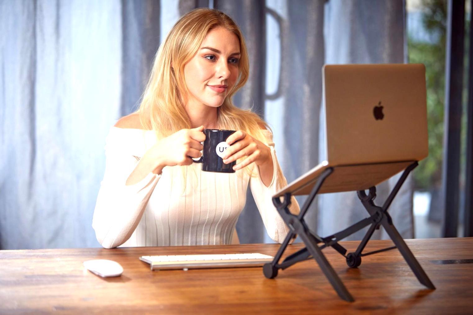 Visualisasi tren pasar trading algoritmik dan analisis data finansial